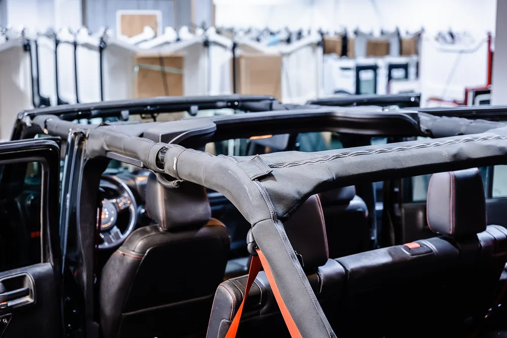 Top & vehicle storage